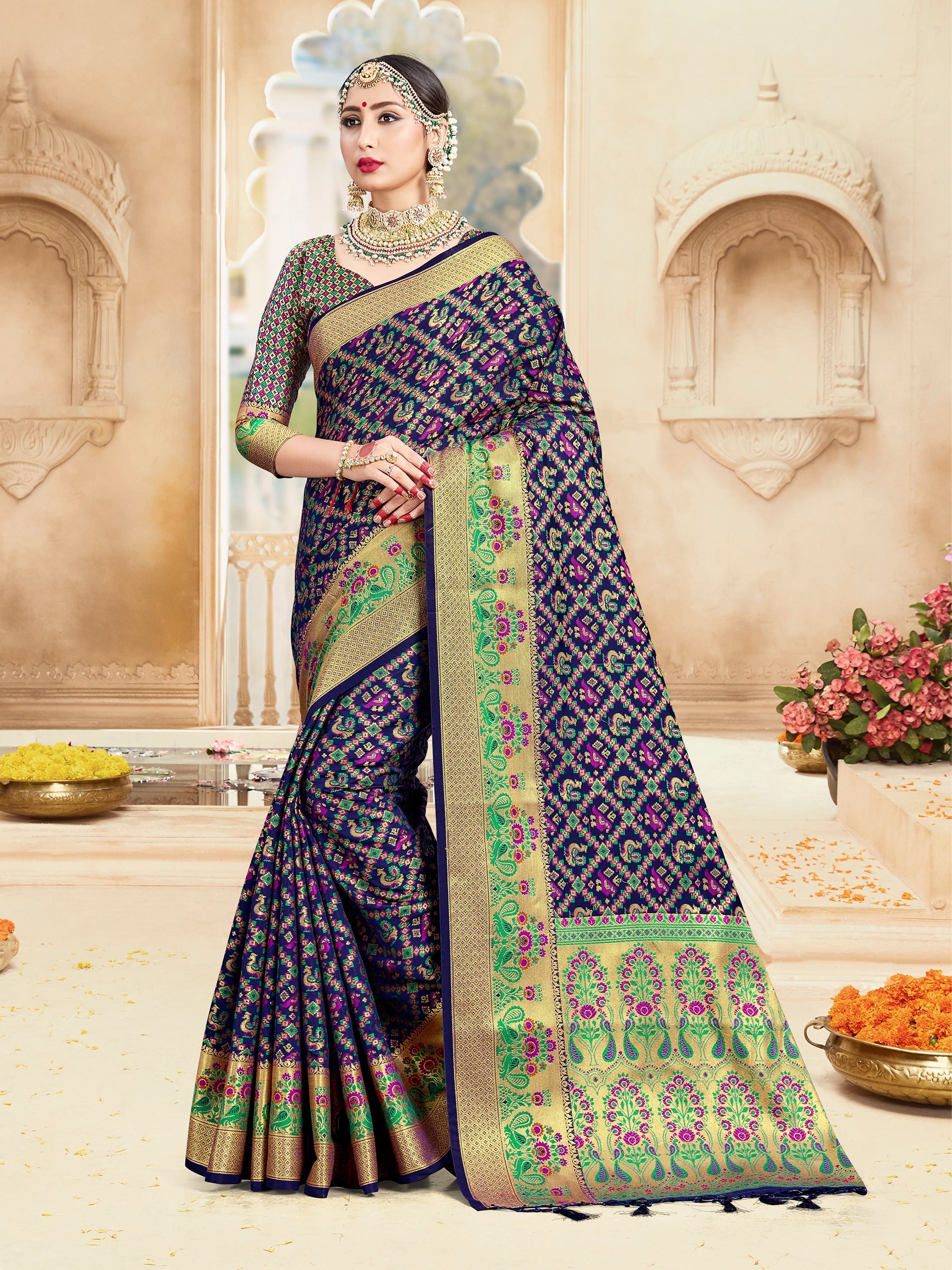 Chic Navy Blue Banarasi Art Silk Woven Saree