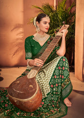 Elegant Cream Cotton-Silk Saree with Foil Print