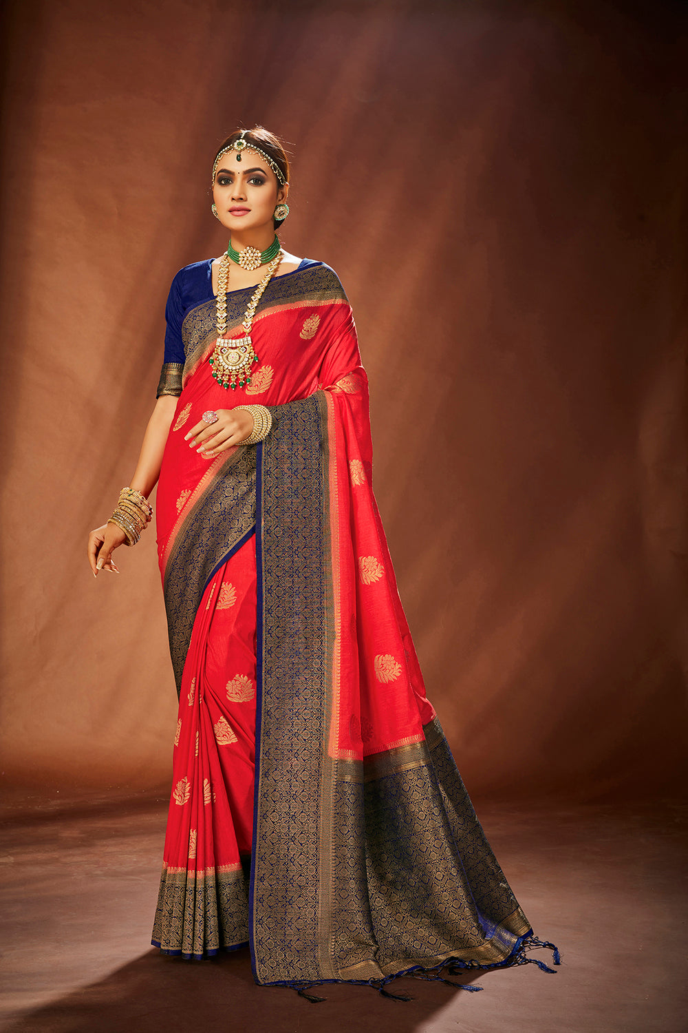 Elegant Red Art Silk Banarasi Saree