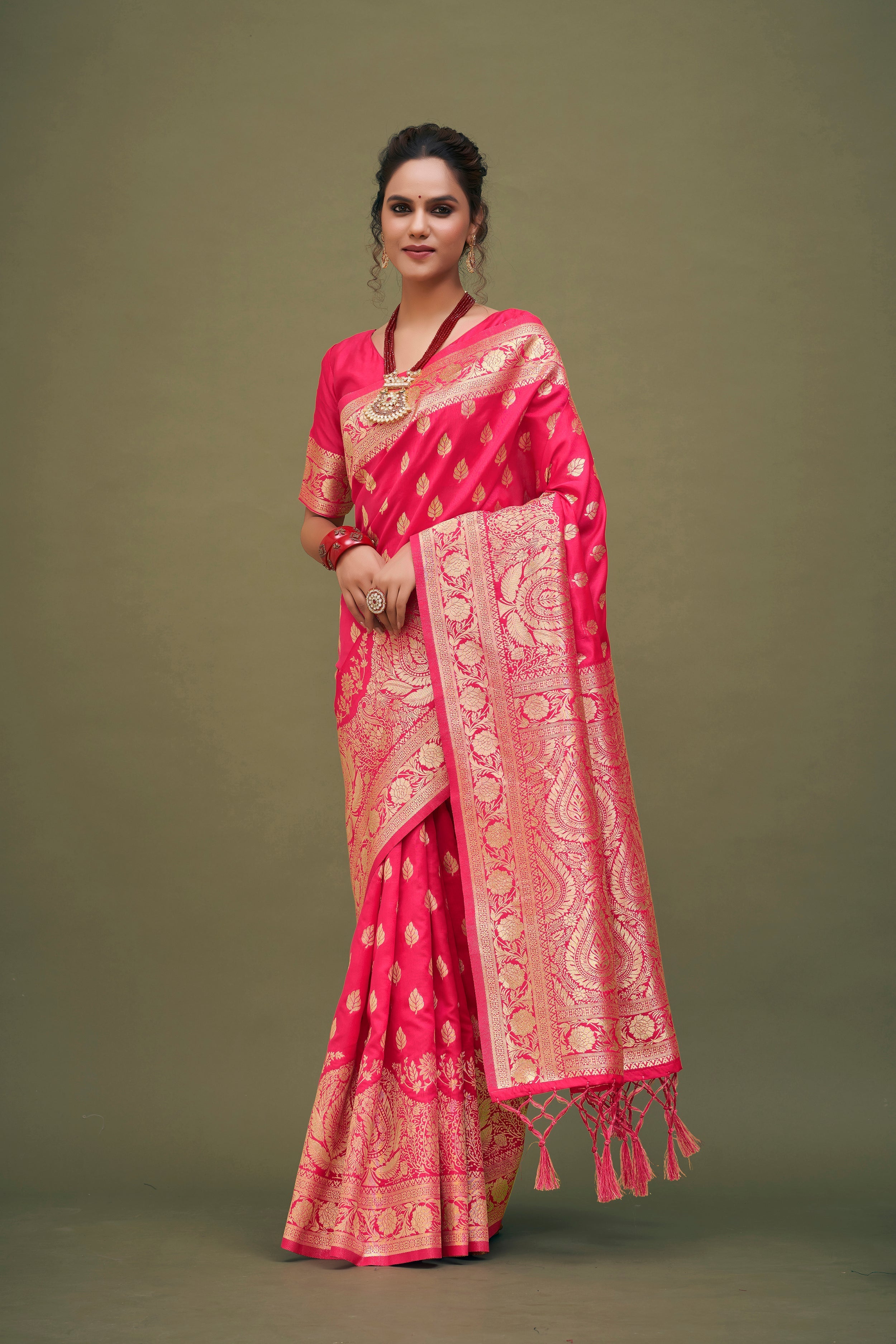 Elegant Pink Art Silk Banarasi Saree