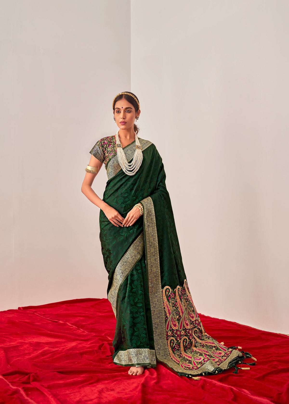 Elegant Green Art Silk Woven Saree