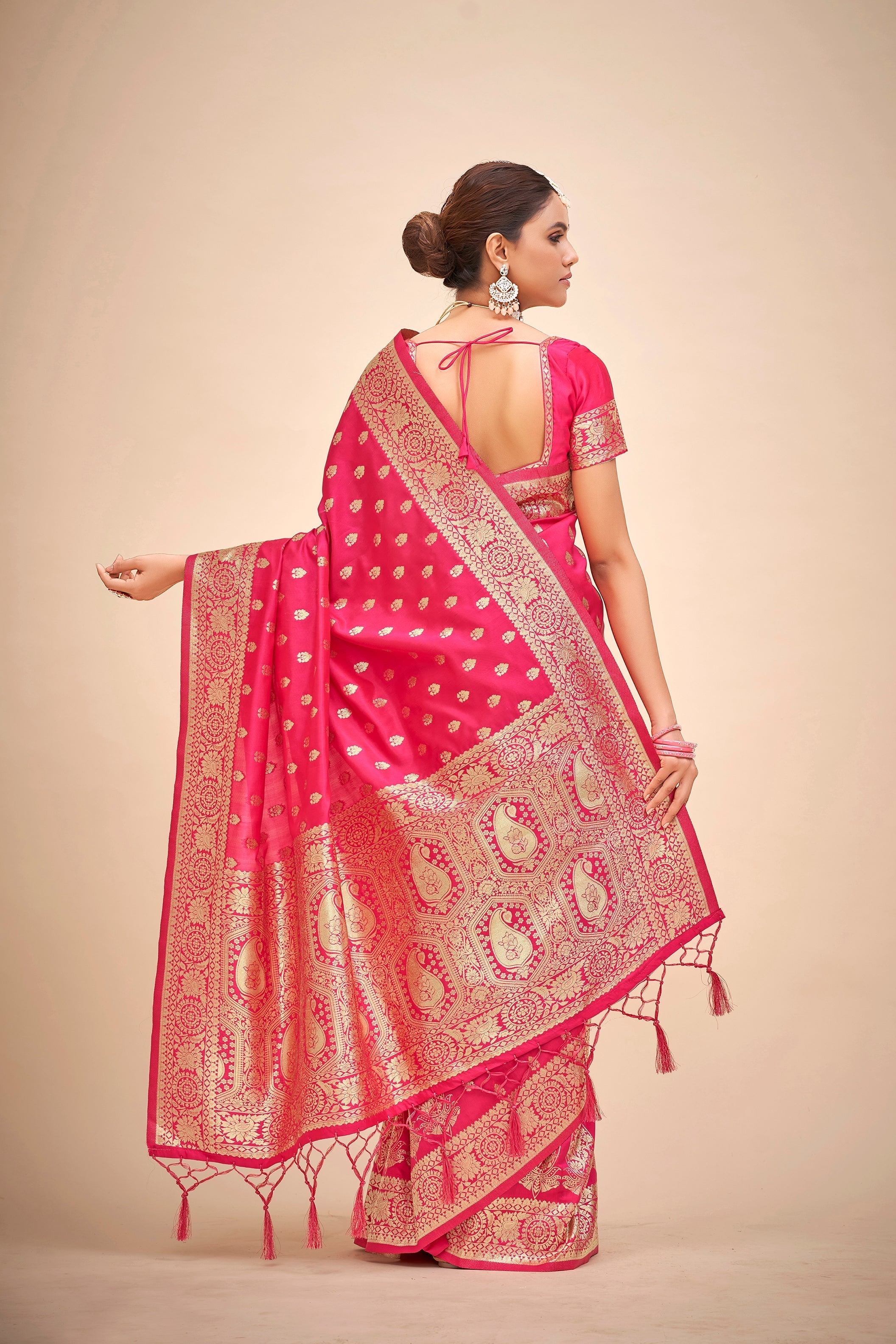 Elegant Red Art Silk Banarasi Saree